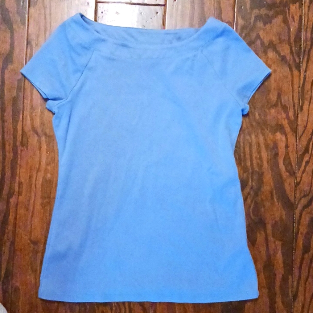 Wide collar blouse